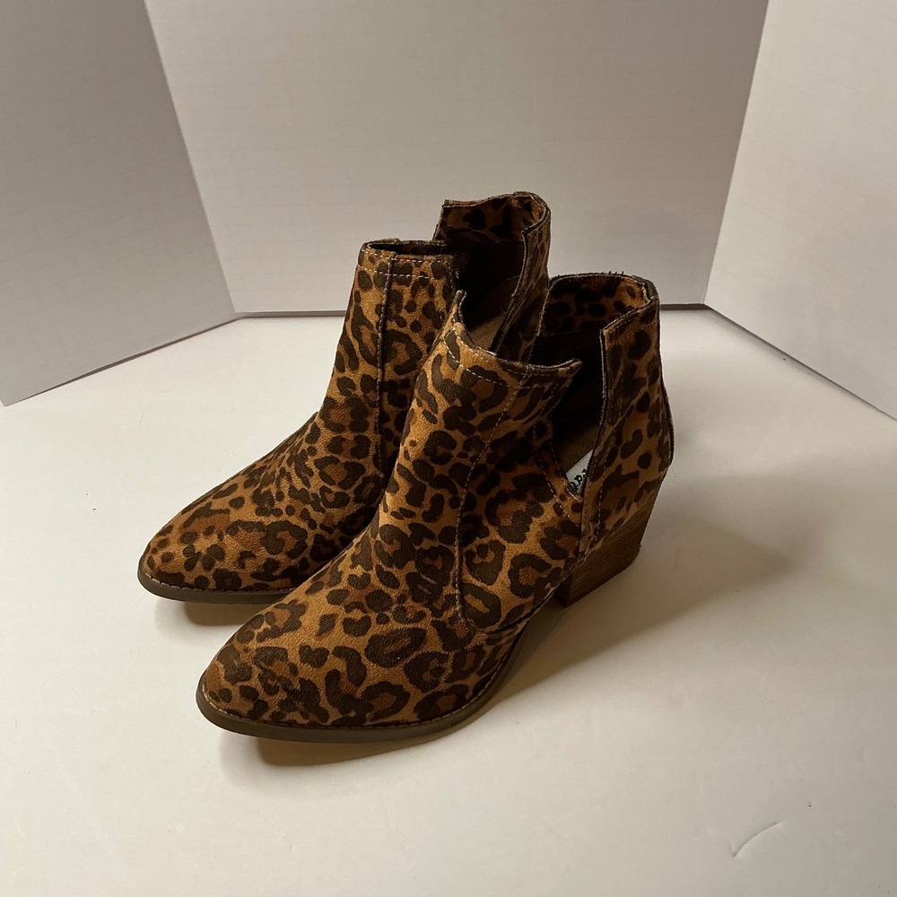 Leopard Print Ankle Boots Women's Pointed Toe Block‎ Heel Cutout Booties